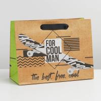 Пакет крафт горизонтальный «For cool man», 23 × 18 × 8 см